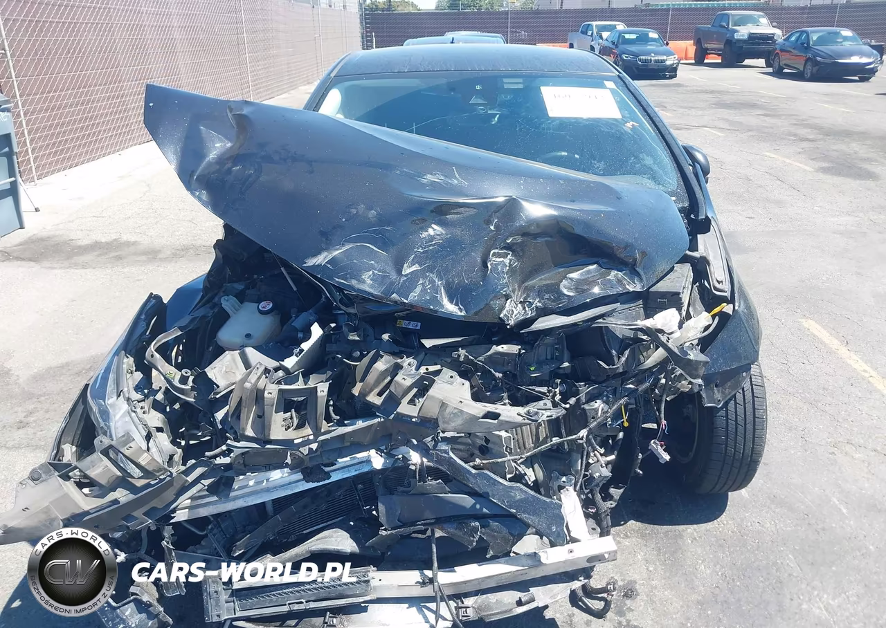 2020 Toyota Prius Prime Limited VIN:JTDKARFPXL3136783 - 6