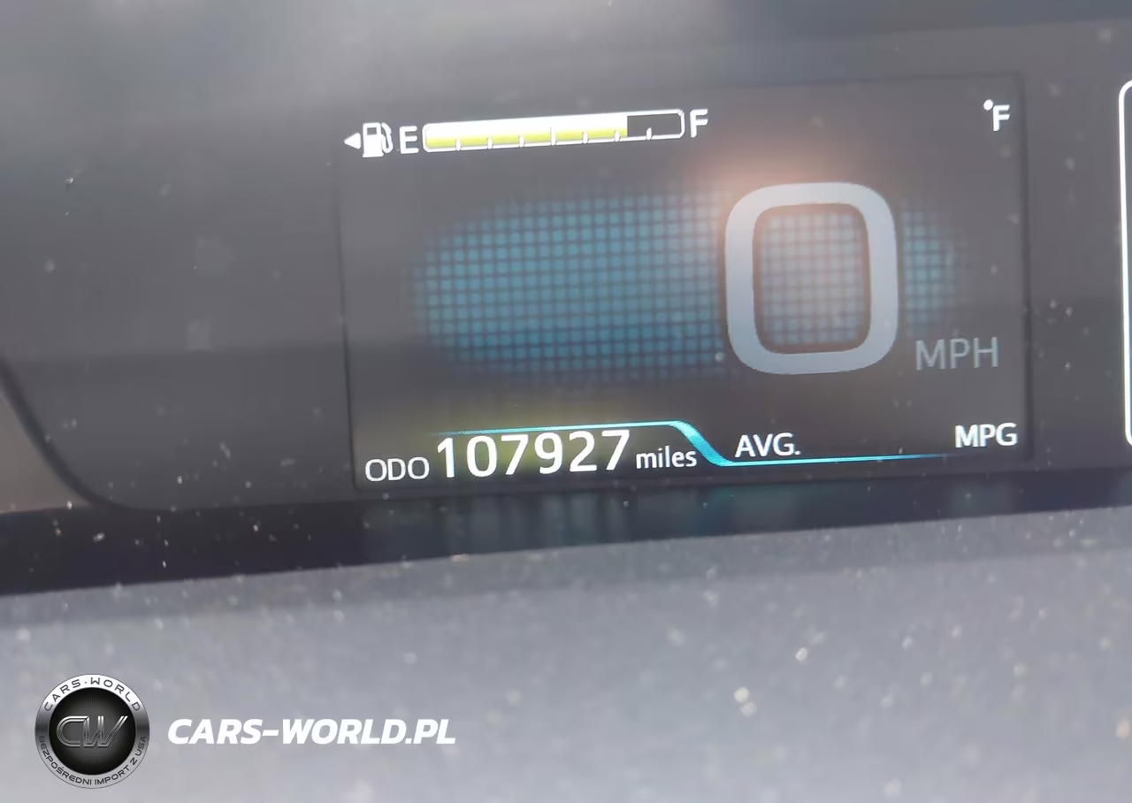 2020 Toyota Prius Prime Limited VIN:JTDKARFPXL3136783 - 7