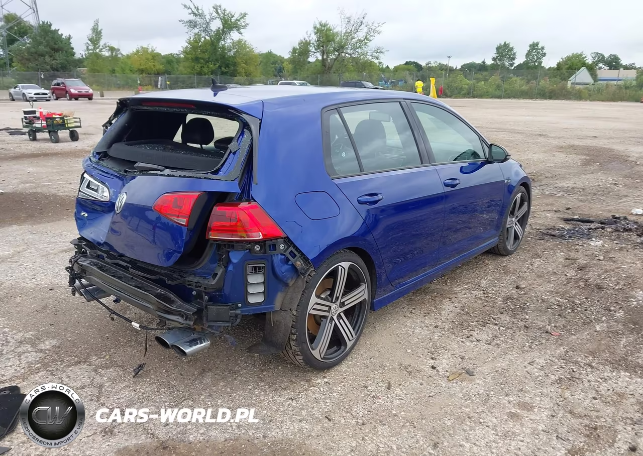 2016 Volkswagen Golf R 4-Door VIN:WVWUF7AU5GW280709 - 4