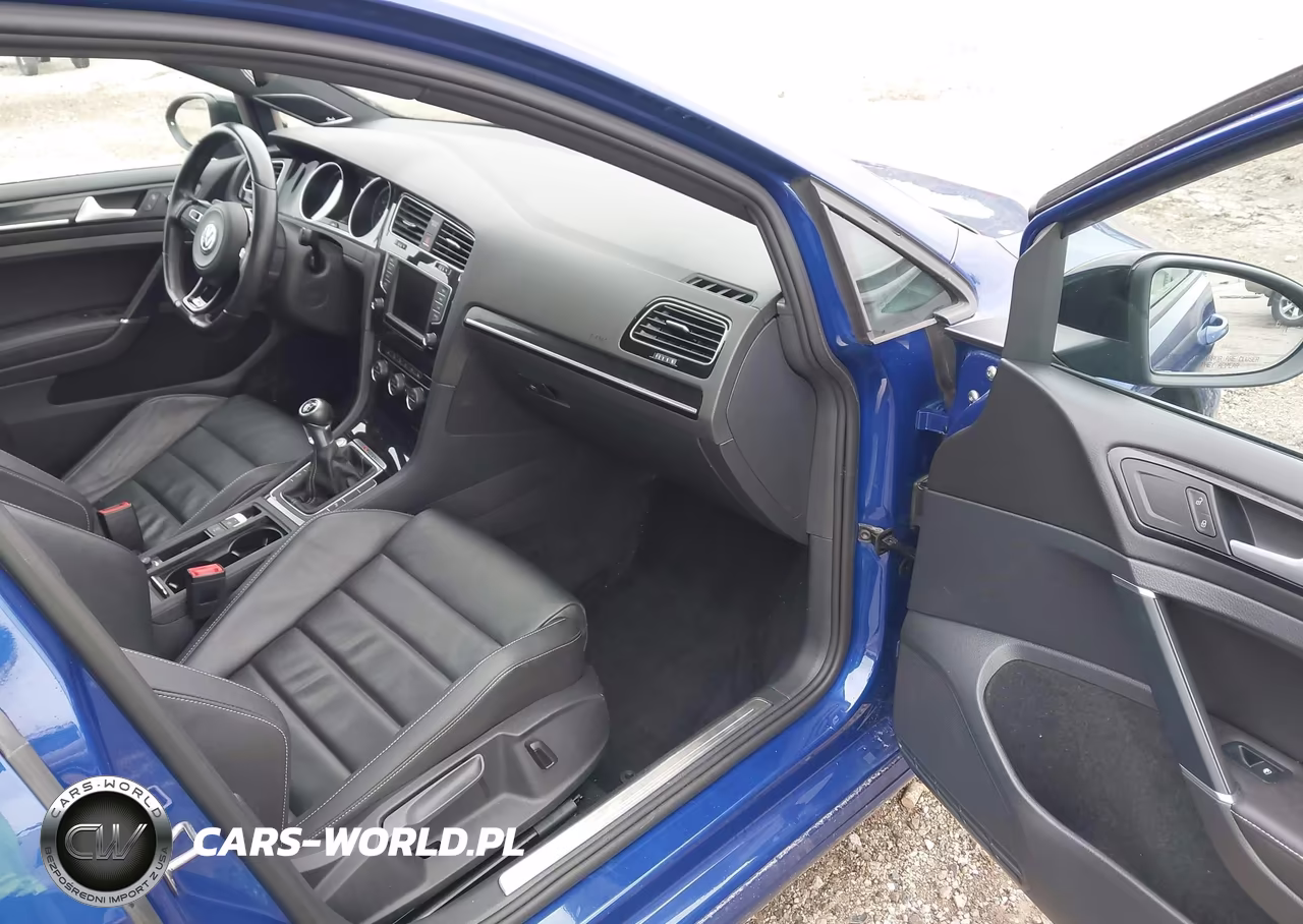 2016 Volkswagen Golf R 4-Door VIN:WVWUF7AU5GW280709 - 5