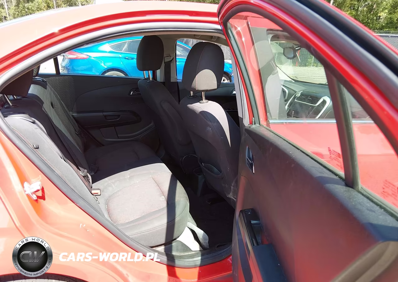 2018 Chevrolet Sonic Lt Auto VIN:1G1JD5SH1J4116464 - 8