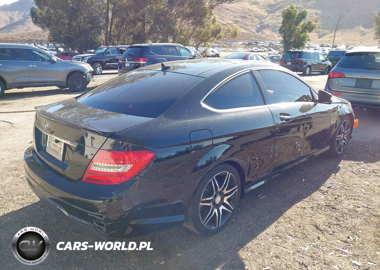 2014 Mercedes-Benz C 250 VIN:WDDGJ4HB9EG278151 - 4