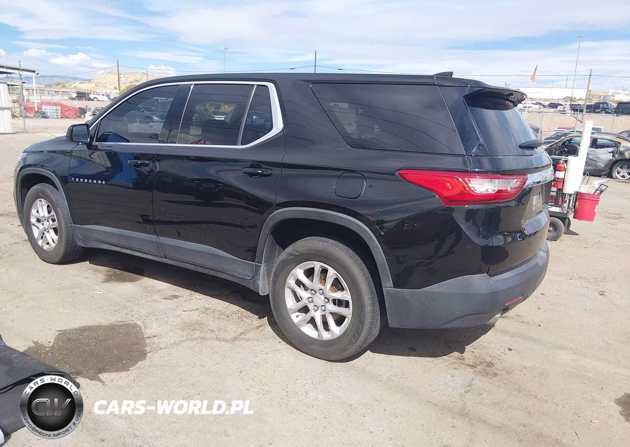 2018 Chevrolet Traverse Ls VIN:1GNERFKW5JJ171250 - 3