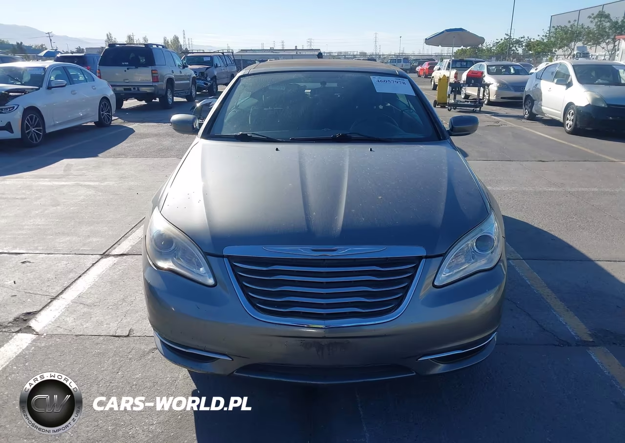 2012 Chrysler 200 Touring VIN:1C3BCBEB3CN218726 - 12
