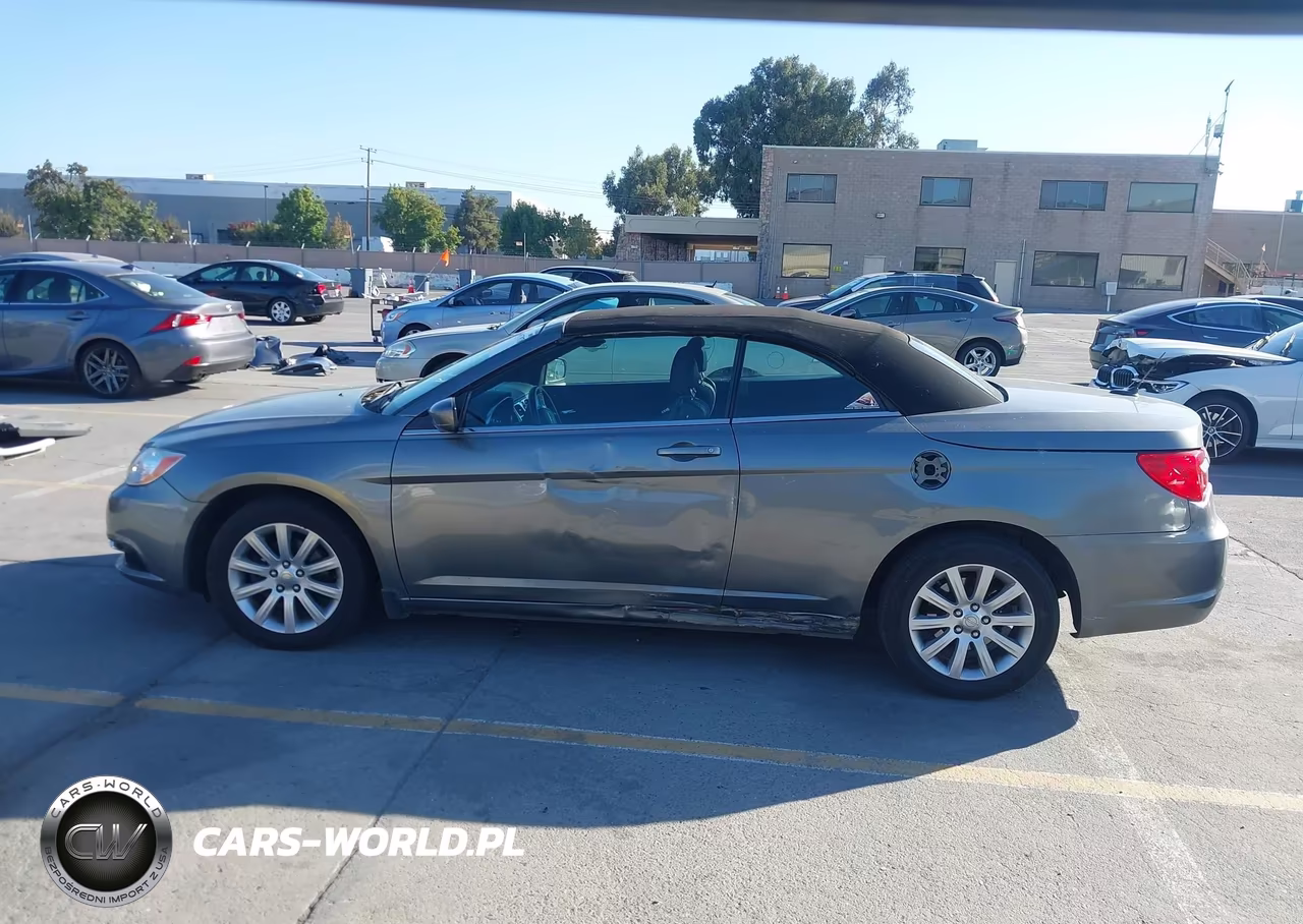 2012 Chrysler 200 Touring VIN:1C3BCBEB3CN218726 - 14