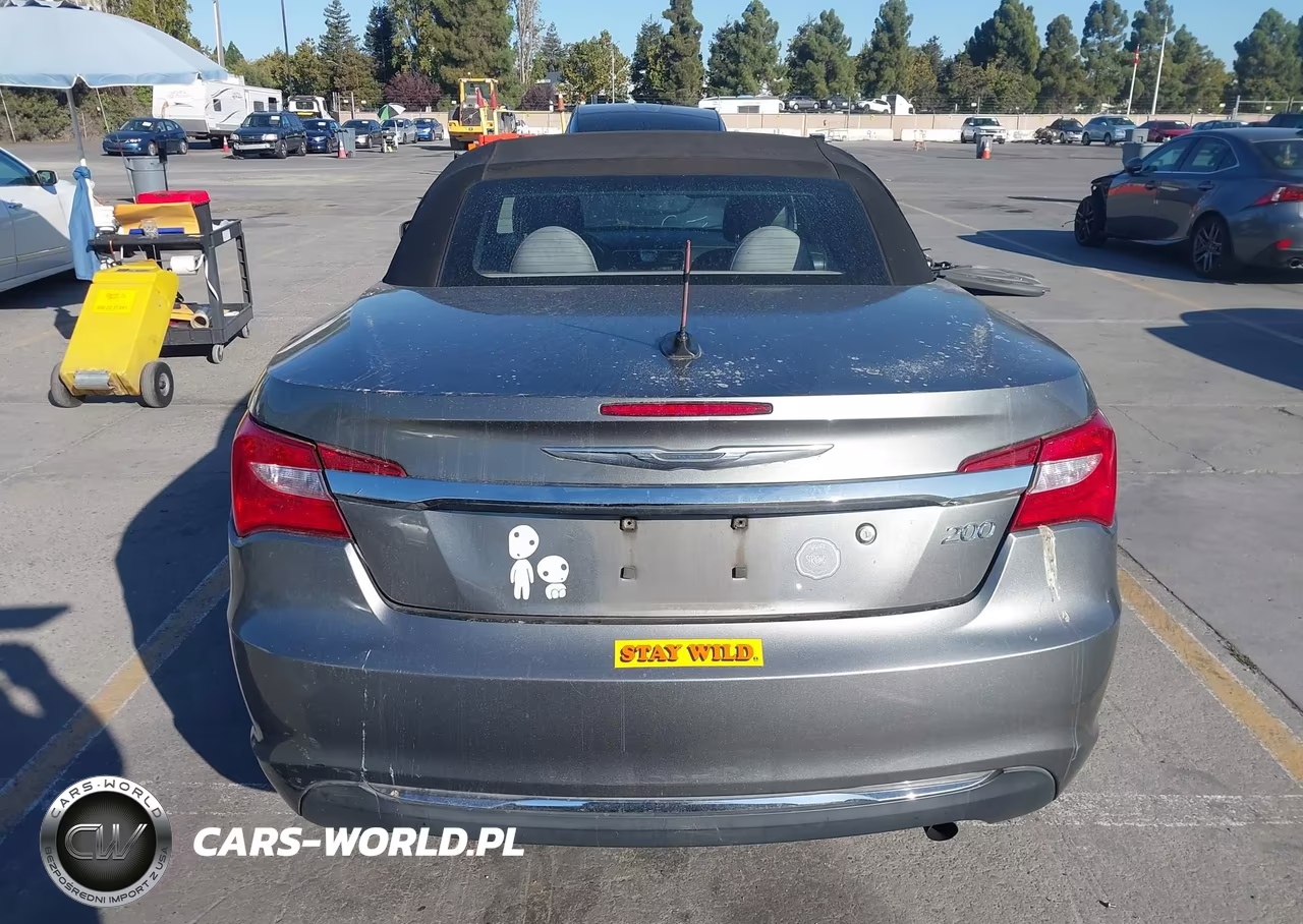 2012 Chrysler 200 Touring VIN:1C3BCBEB3CN218726 - 16