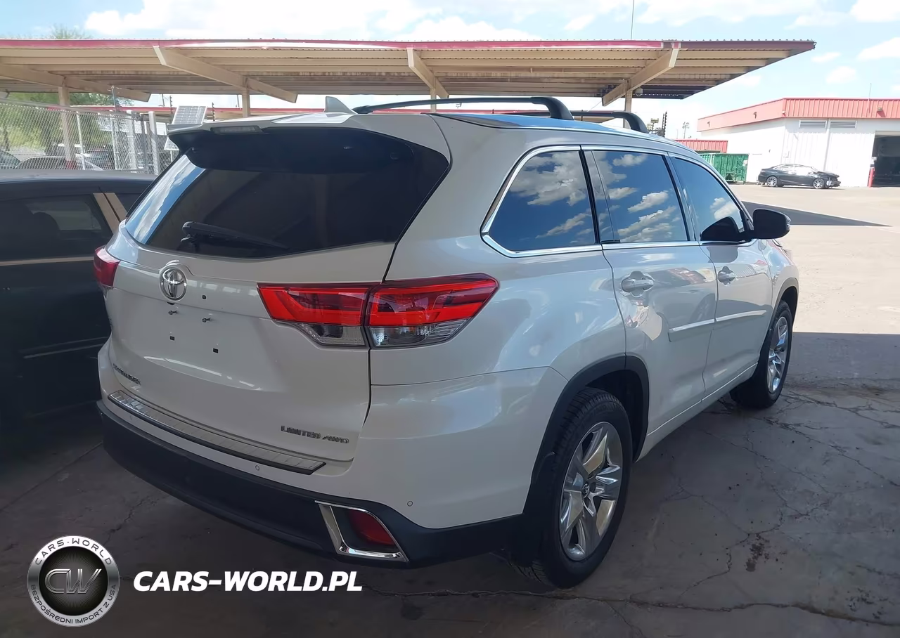 2018 Toyota Highlander Limited VIN:5TDDZRFH0JS865185 - 4