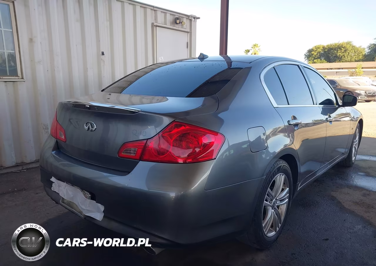 2015 Infiniti Q40 VIN:JN1CV6AP4FM500468 - 4