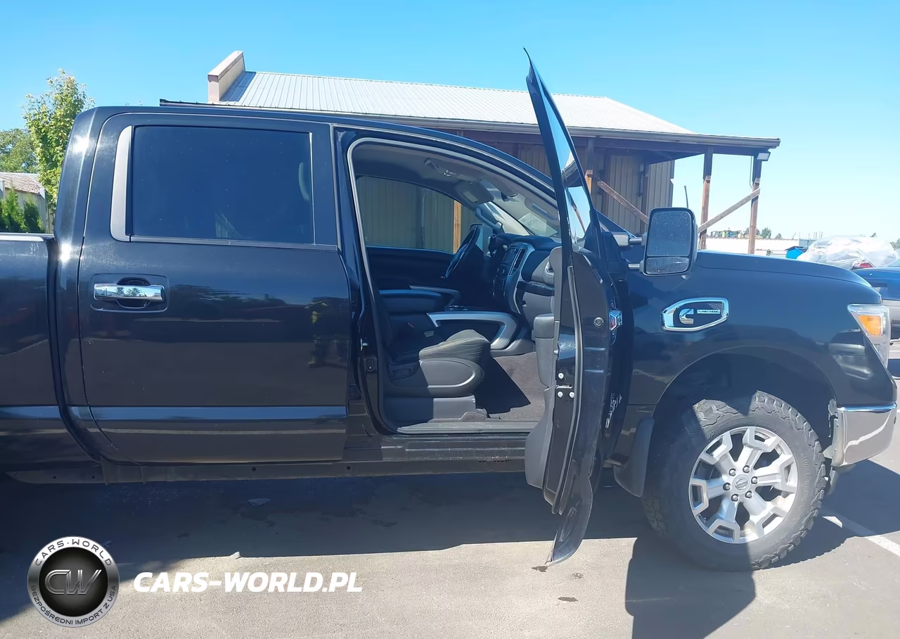 2017 Nissan Titan Xd Sv Diesel VIN:1N6BA1F49HN510476 - 5