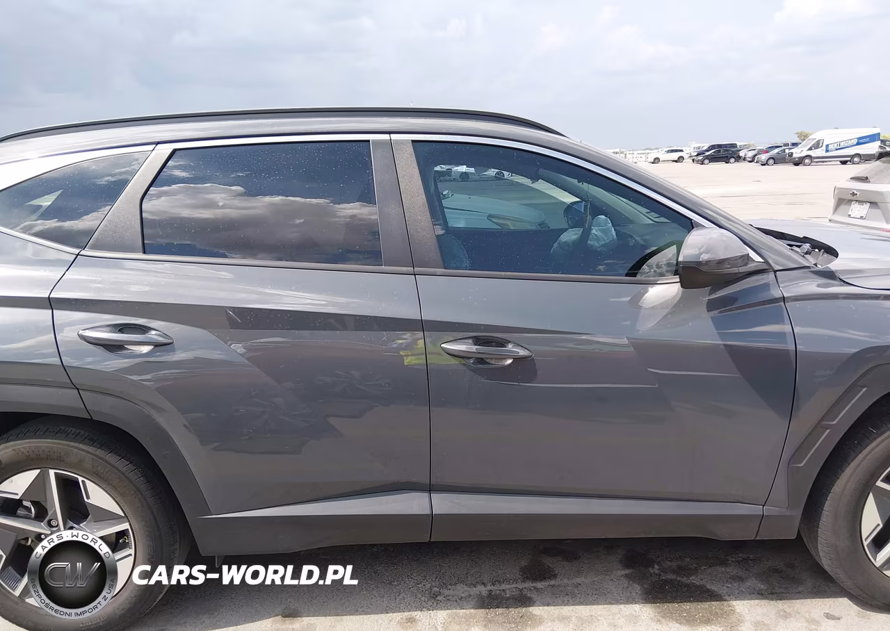 2025 Hyundai Tucson Sel VIN:5NMJB3DE9SH492844 - 13