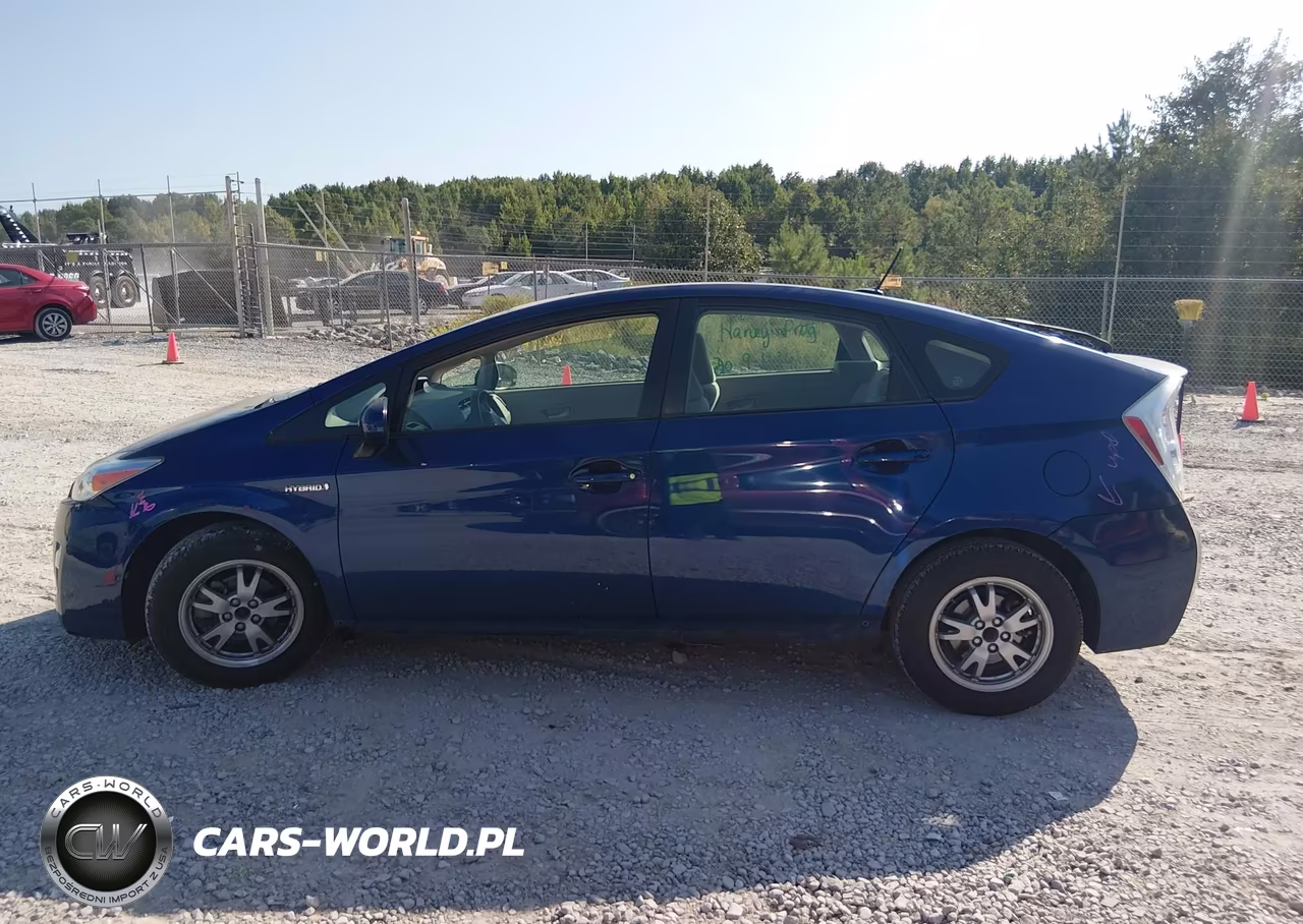 2011 Toyota Prius Three VIN:JTDKN3DU2B0314678 - 14