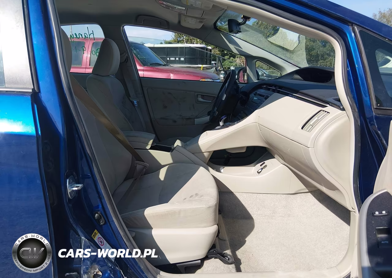 2011 Toyota Prius Three VIN:JTDKN3DU2B0314678 - 5