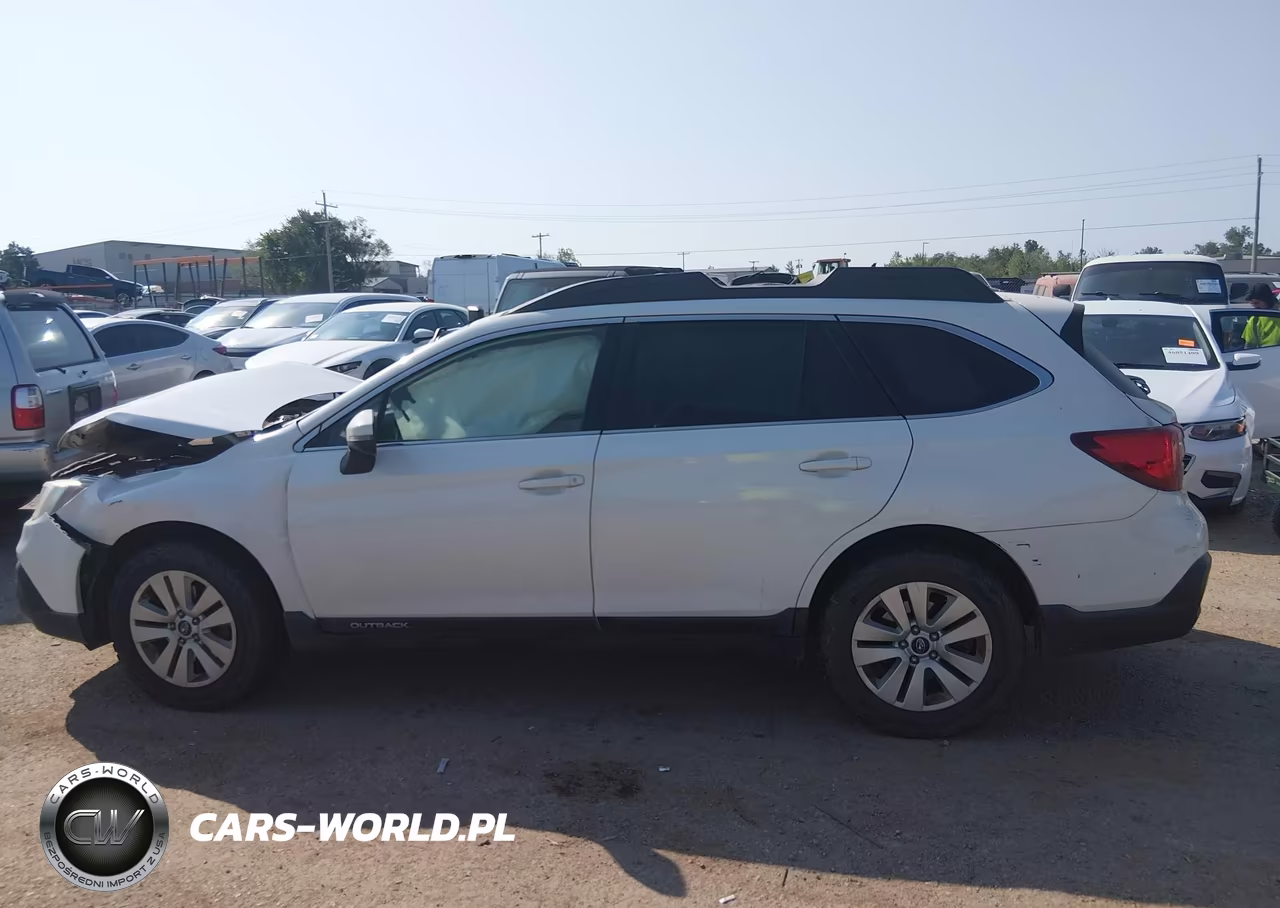 2019 Subaru Outback 2.5I Premium VIN:4S4BSAFC6K3361045 - 14