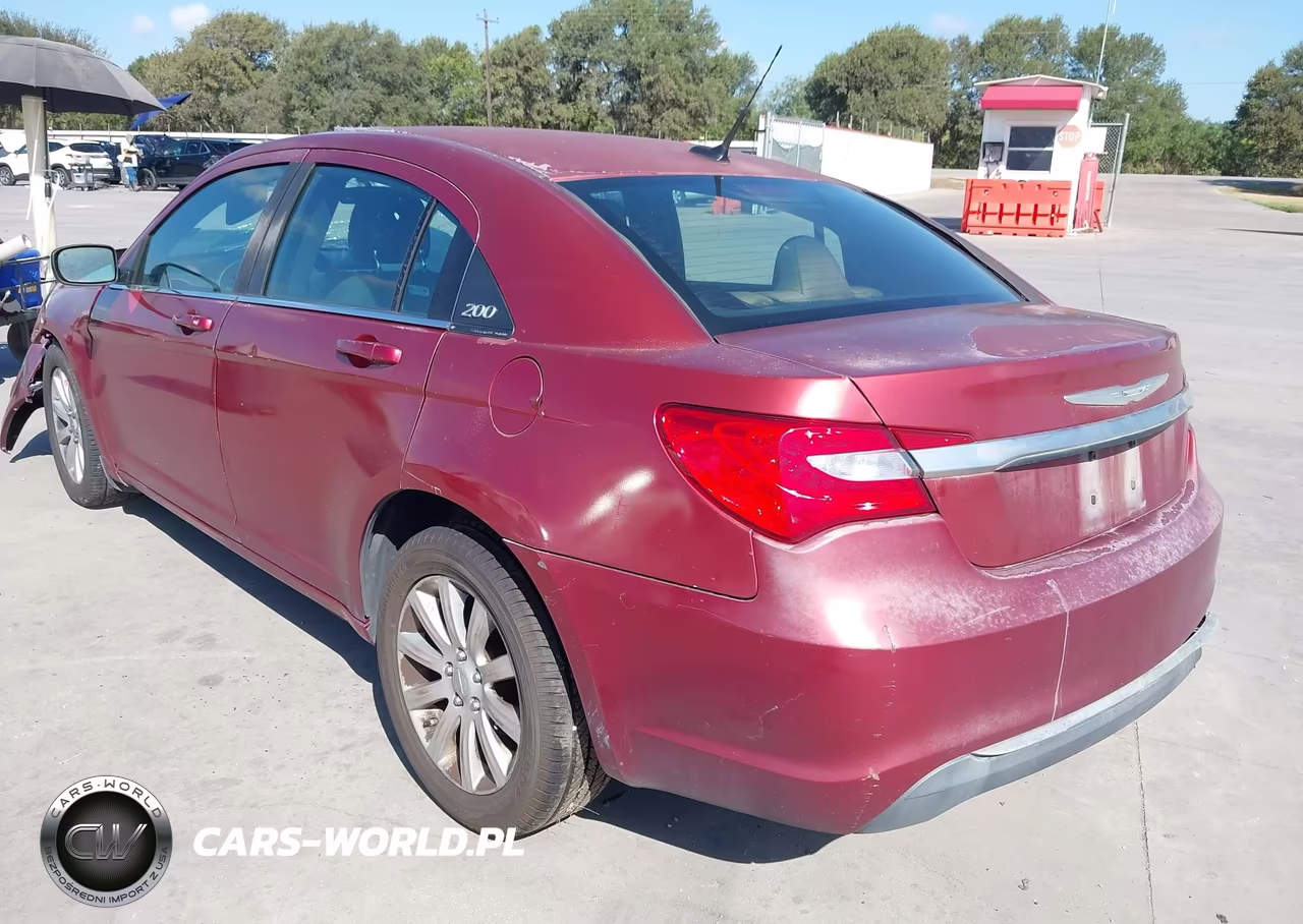 2011 Chrysler 200 Touring VIN:1C3BC1FB8BN527924 - 3