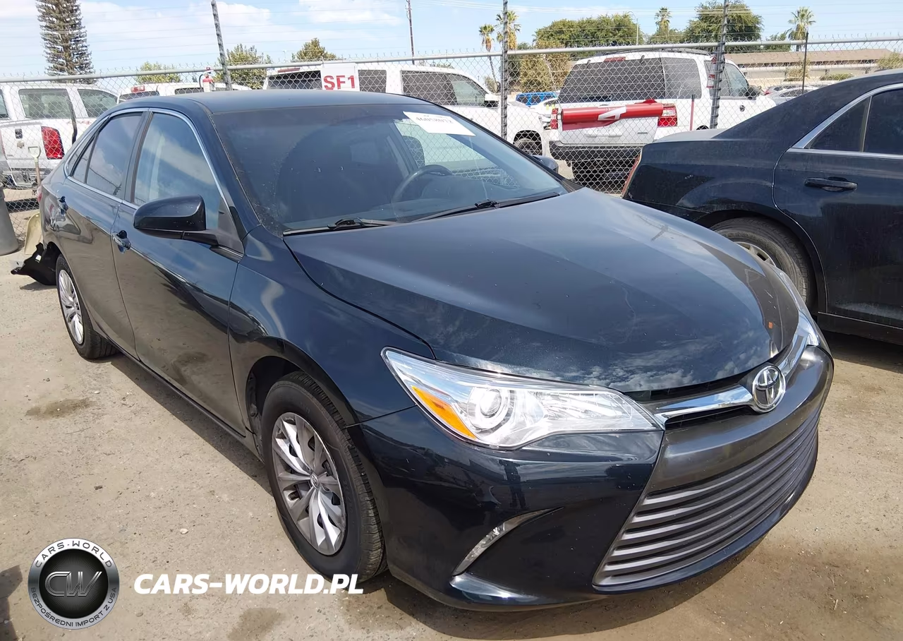2017 Toyota Camry Hybrid Le