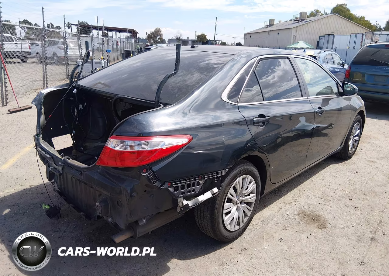 2017 Toyota Camry Hybrid Le VIN:4T1BD1FK6HU212171 - 4