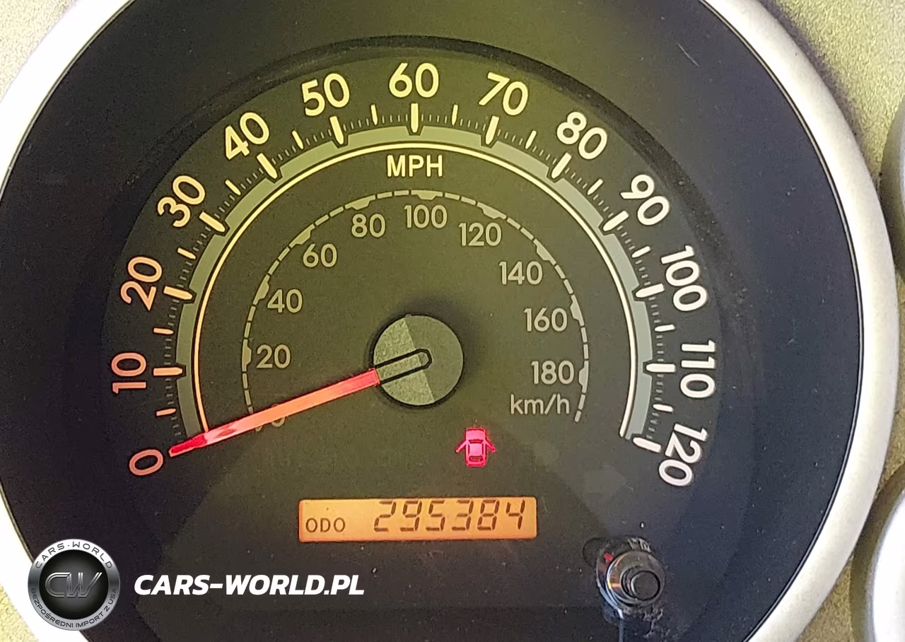 2010 Toyota Tundra Grade 4.6L V8 VIN:5TFRM5F15AX002151 - 16