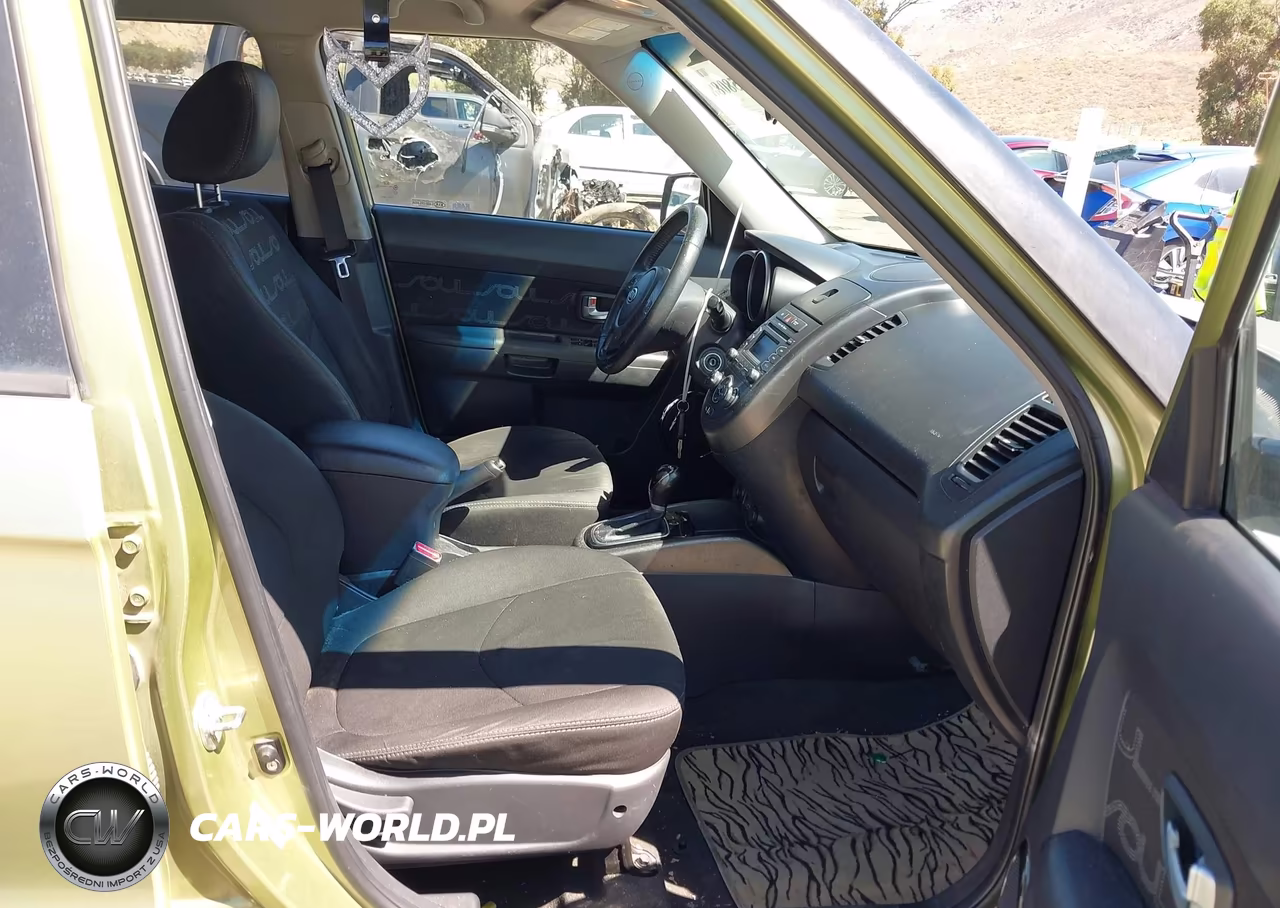 2012 Kia Soul + VIN:KNDJT2A64C7417675 - 5