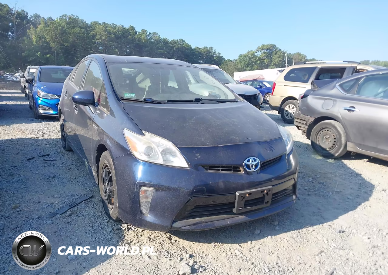 2015 Toyota Prius Two – zdjęcie 1 z 16