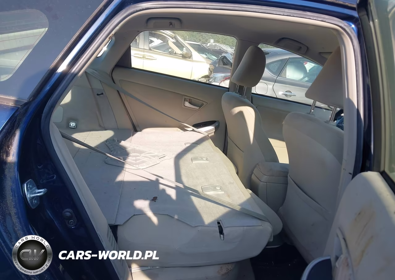 2015 Toyota Prius Two VIN:JTDKN3DU6F0403515 - 8