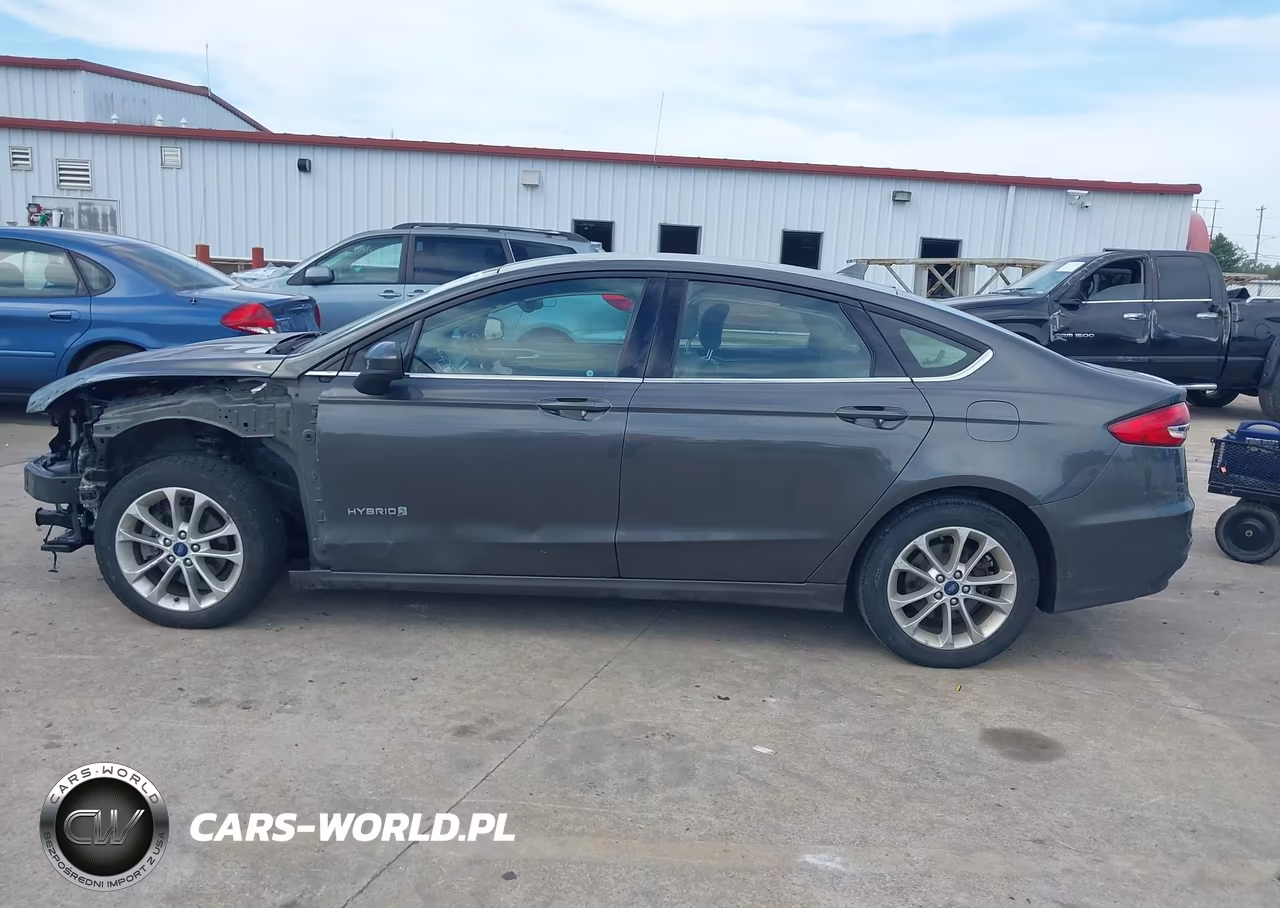 2019 Ford Fusion Hybrid Se VIN:3FA6P0LUXKR207248 - 13