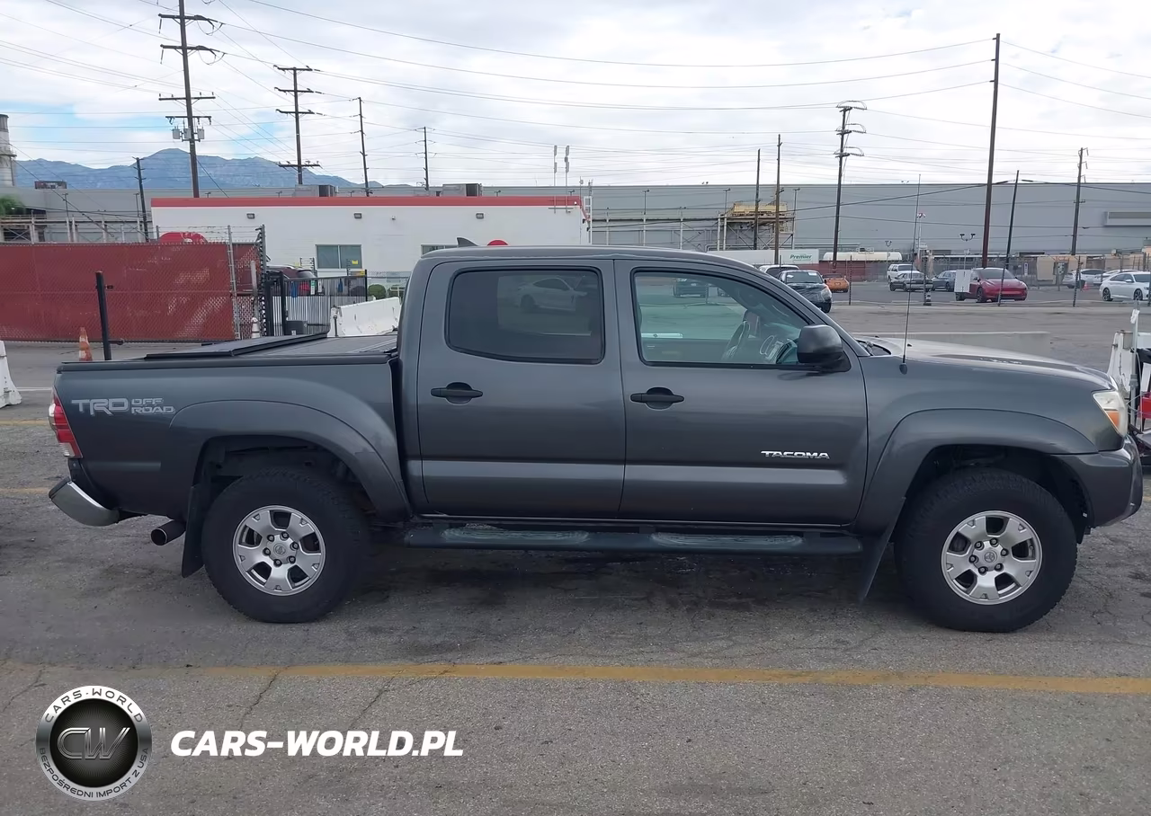 2014 Toyota Tacoma Prerunner V6 VIN:3TMJU4GN5EM167962 - 13