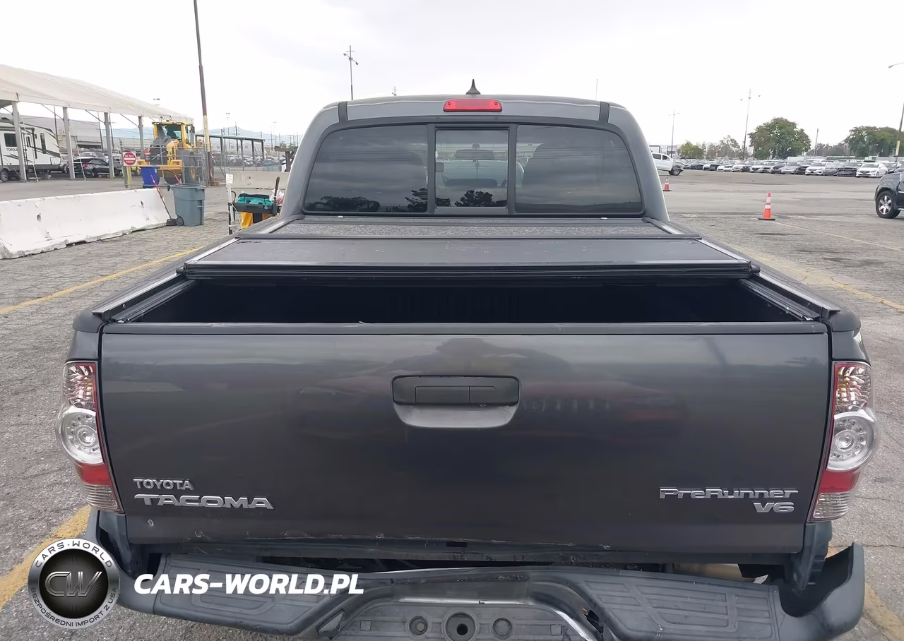 2014 Toyota Tacoma Prerunner V6 VIN:3TMJU4GN5EM167962 - 16