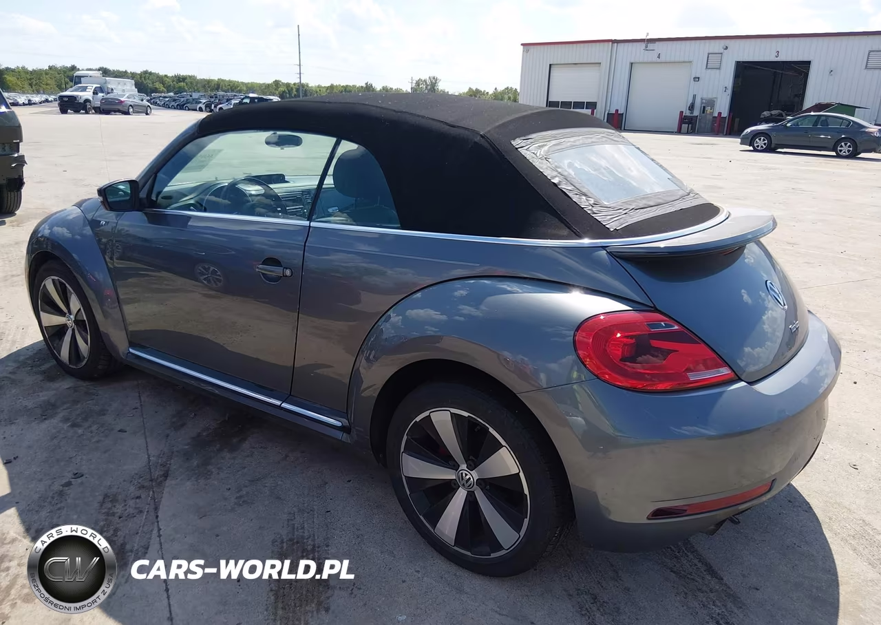 2014 Volkswagen Beetle 2.0T R-Line VIN:3VW7T7AT0EM819549 - 3