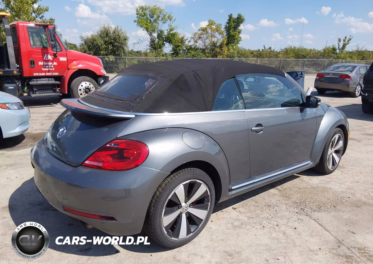 2014 Volkswagen Beetle 2.0T R-Line VIN:3VW7T7AT0EM819549 - 4