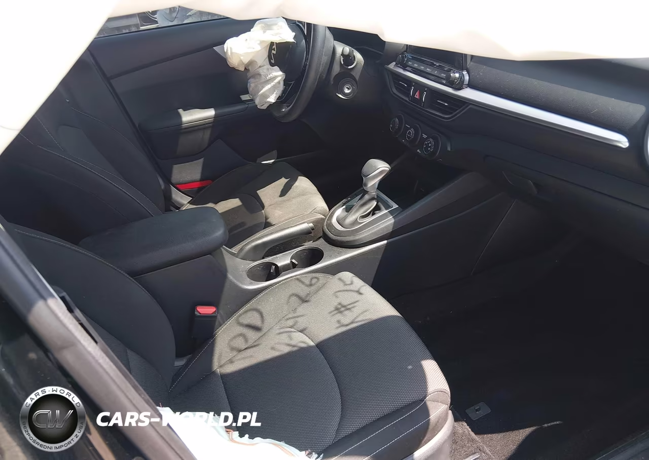 2024 Kia Forte Lxs VIN:3KPF24AD8RE754913 - 5