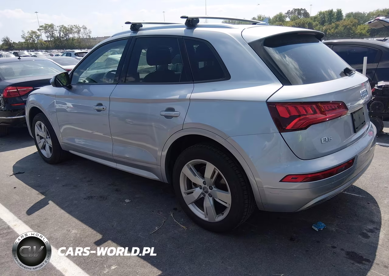 2018 Audi Q5 2.0T Premium-2.0T Tech Premium VIN:WA1ANAFY6J2004482 - 3