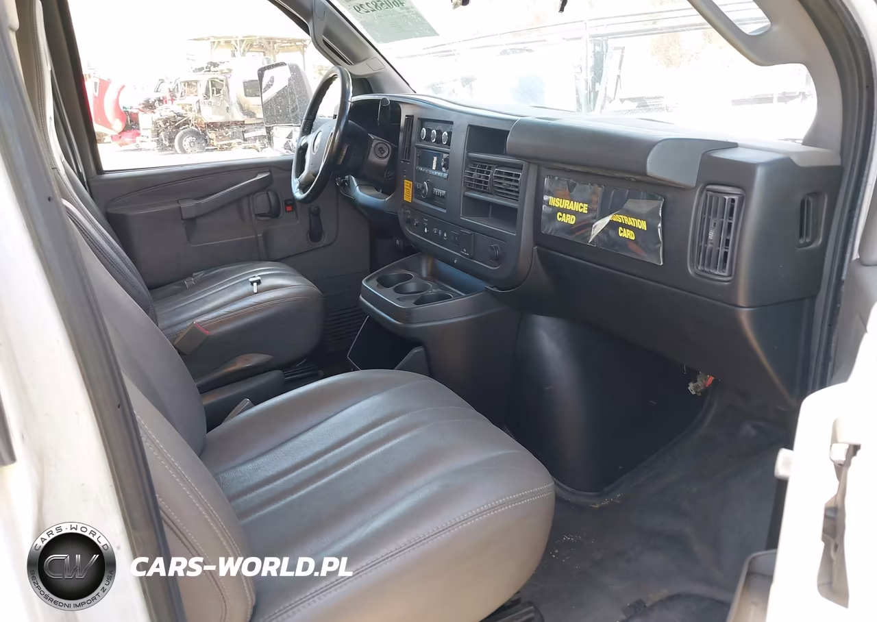 2019 Chevrolet Express Cutaway 4500 Van VIN:1GB0GSFG3K1183942 - 7