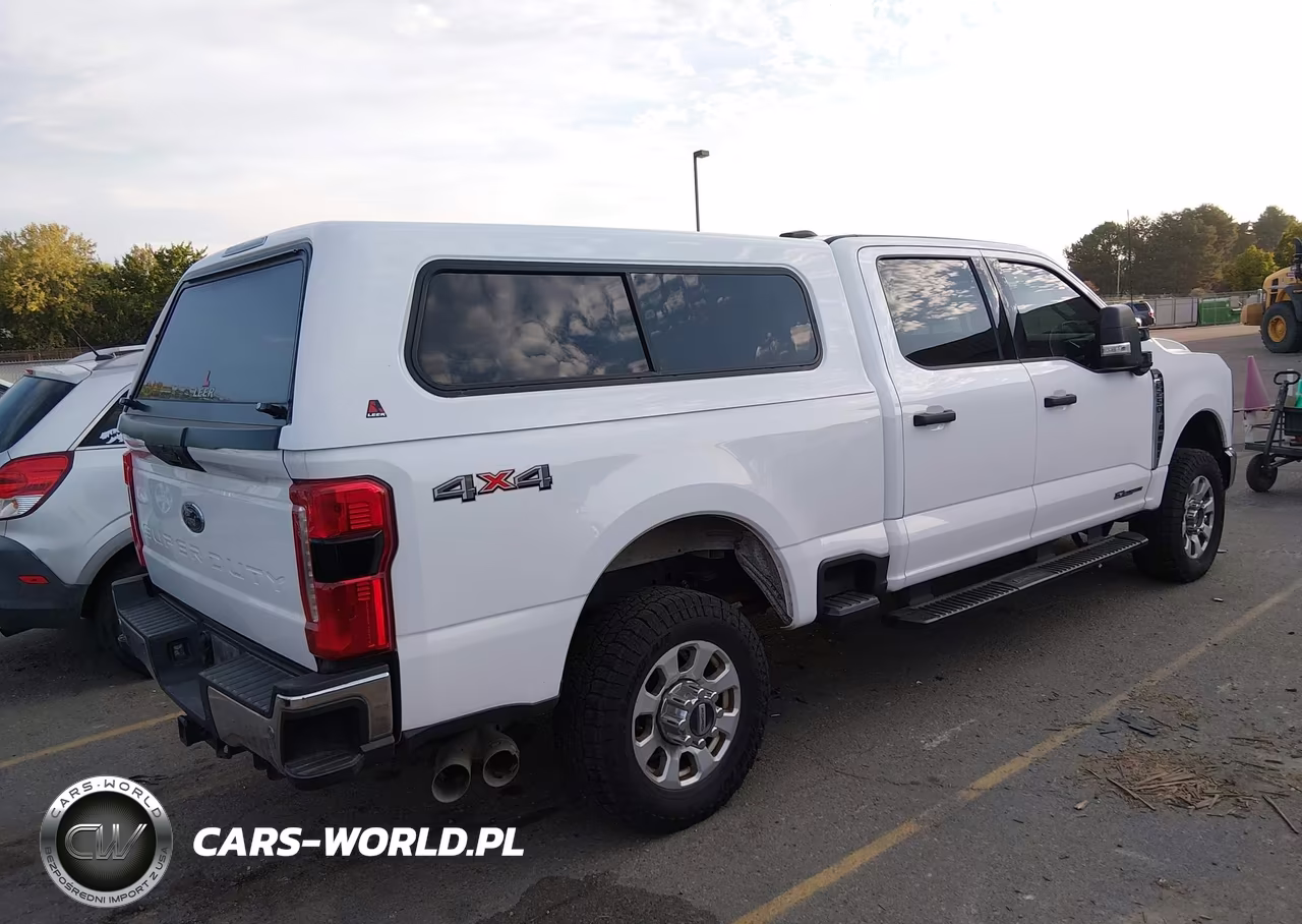 2023 Ford F-250 Xlt VIN:1FT8W2BT4PEC77350 - 4