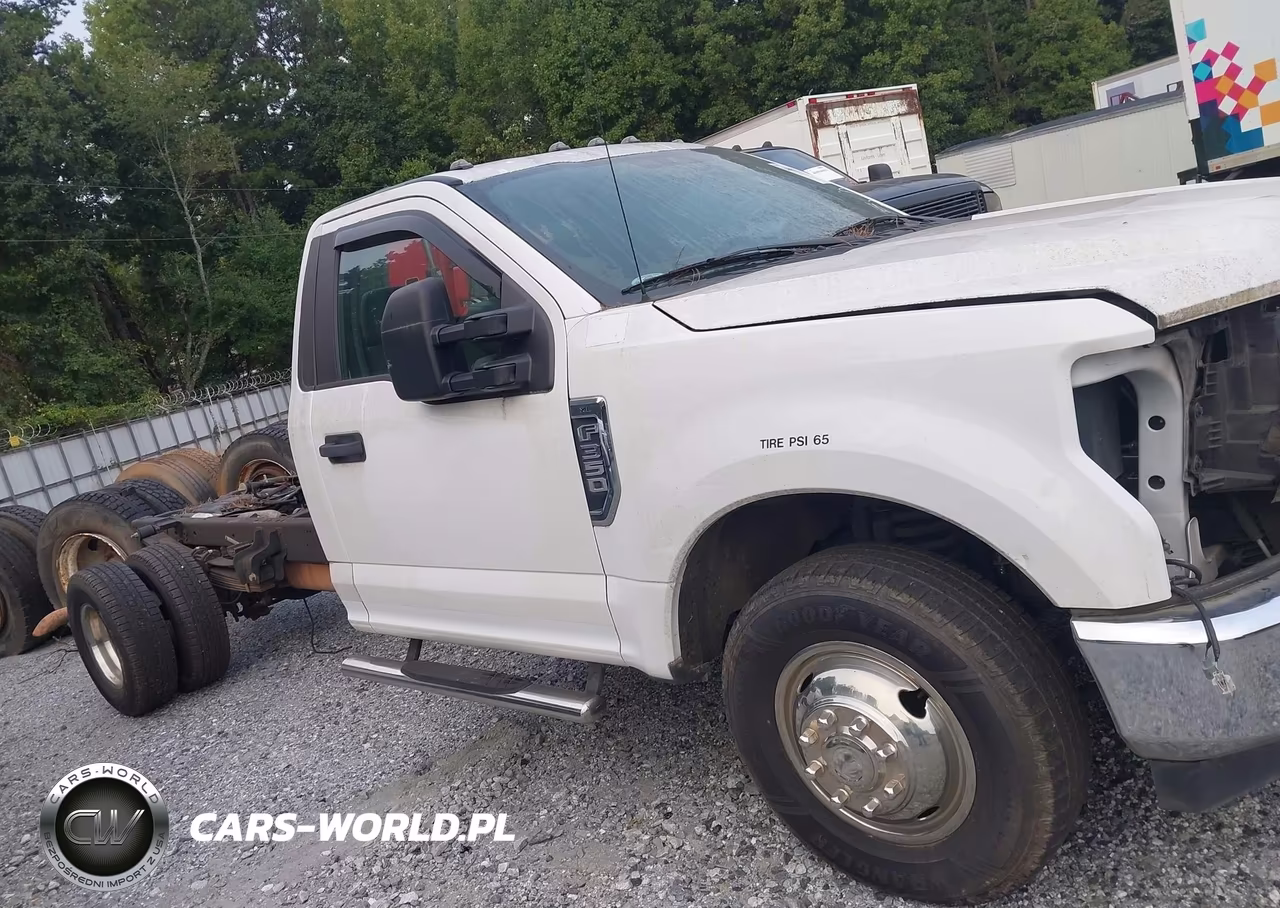 2021 Ford F-350 Chassis Xl VIN:1FDRF3G67MEC69148 - 13