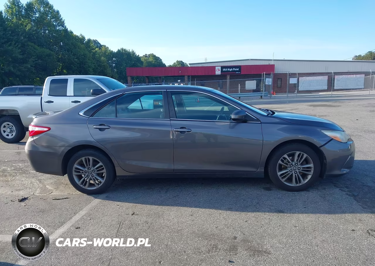 2016 Toyota Camry Se VIN:4T1BF1FKXGU183721 - 14