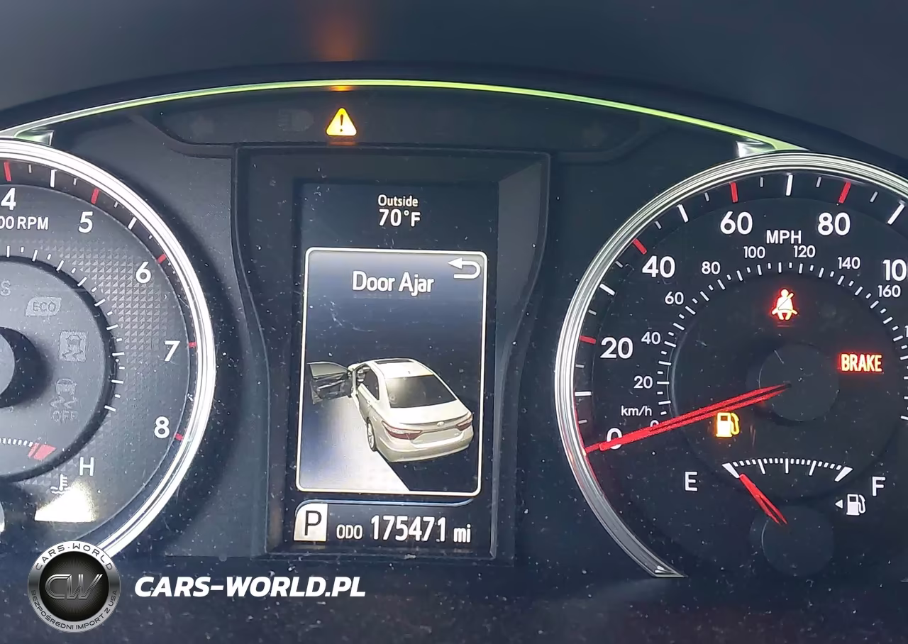 2016 Toyota Camry Se VIN:4T1BF1FKXGU183721 - 16