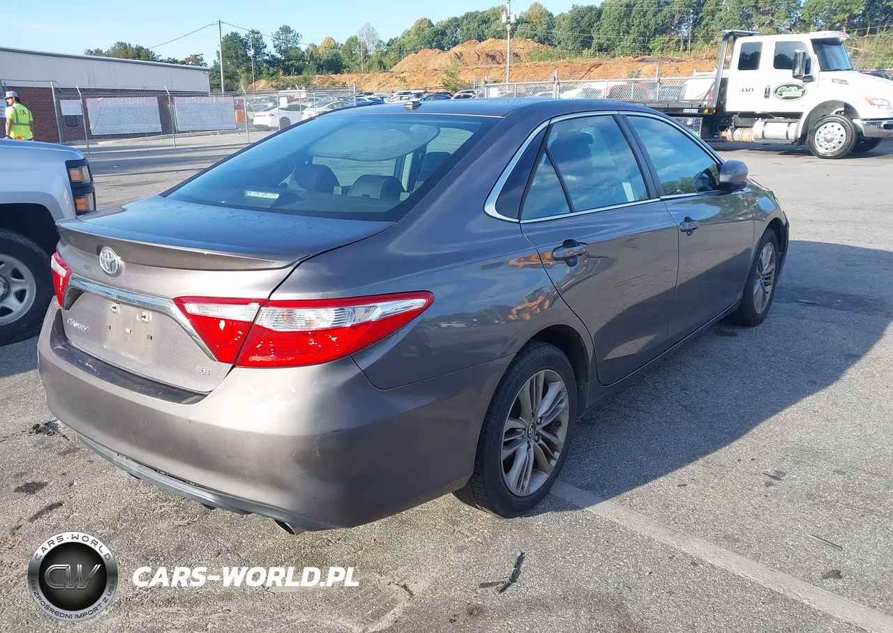 2016 Toyota Camry Se VIN:4T1BF1FKXGU183721 - 4