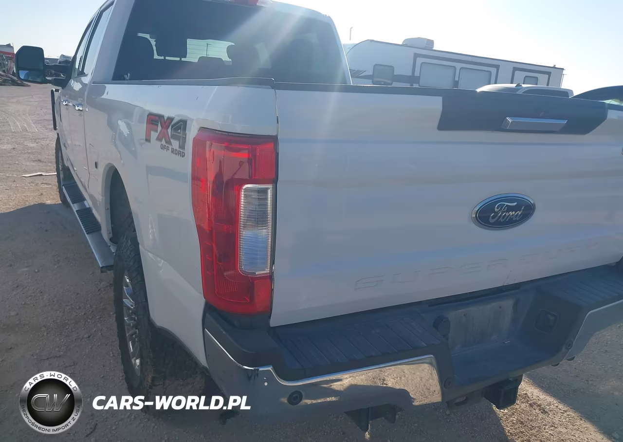 2019 Ford F-250 Xlt VIN:1FT7W2BT4KEF69164 - 3