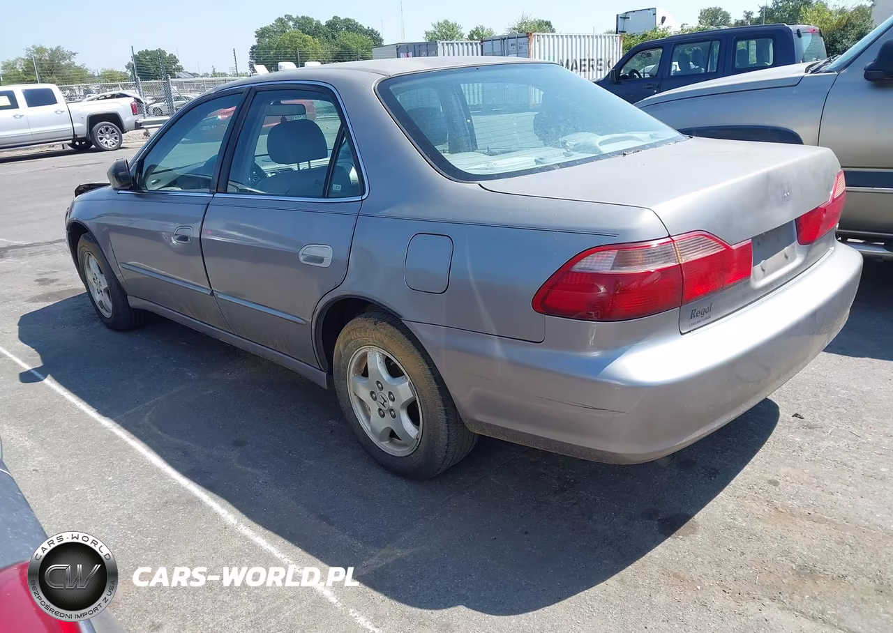2000 Honda Accord 3.0 Ex VIN:1HGCG1651YA078103 - 3