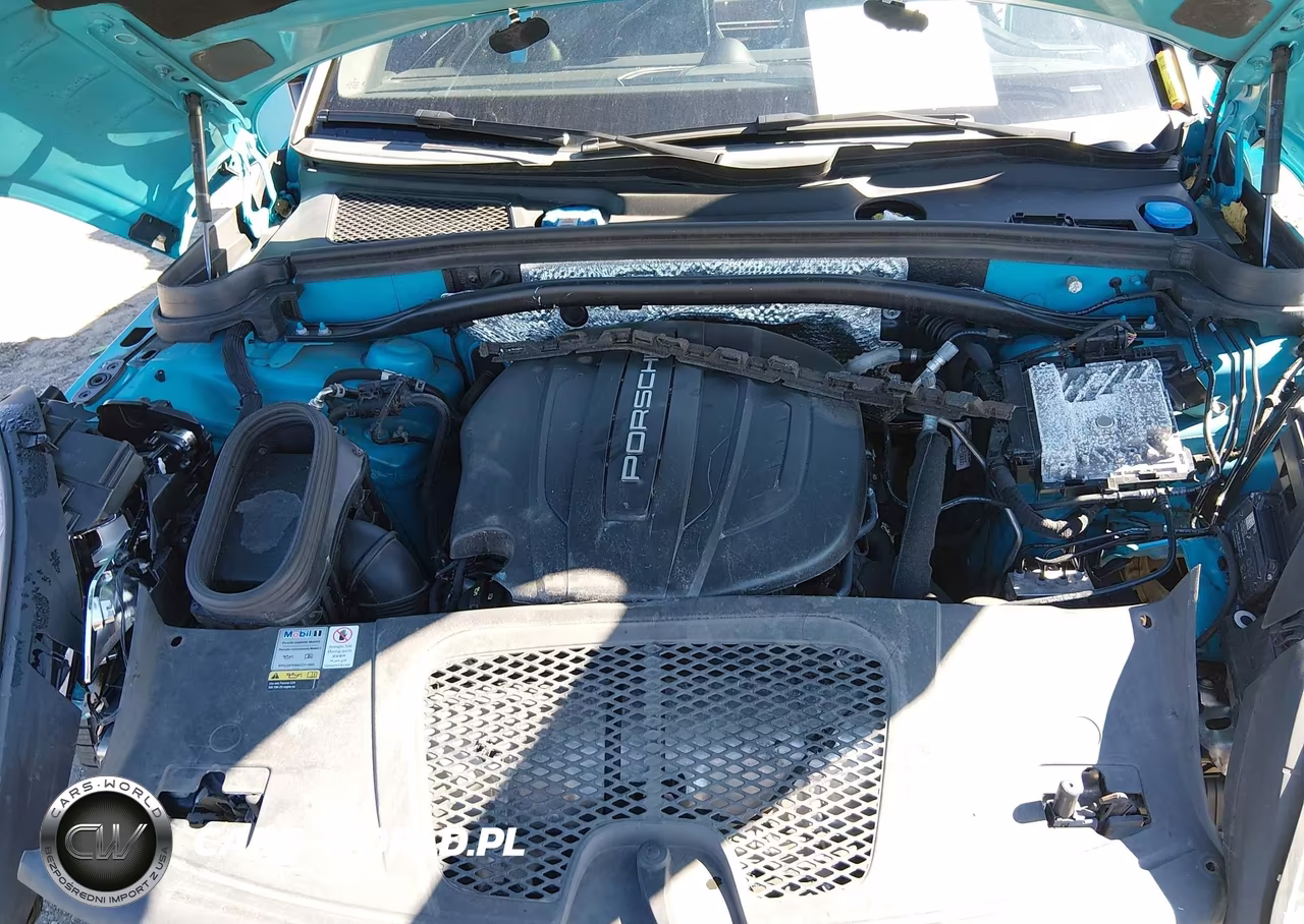 2021 Porsche Macan VIN:WP1AA2A58MLB16413 - 10