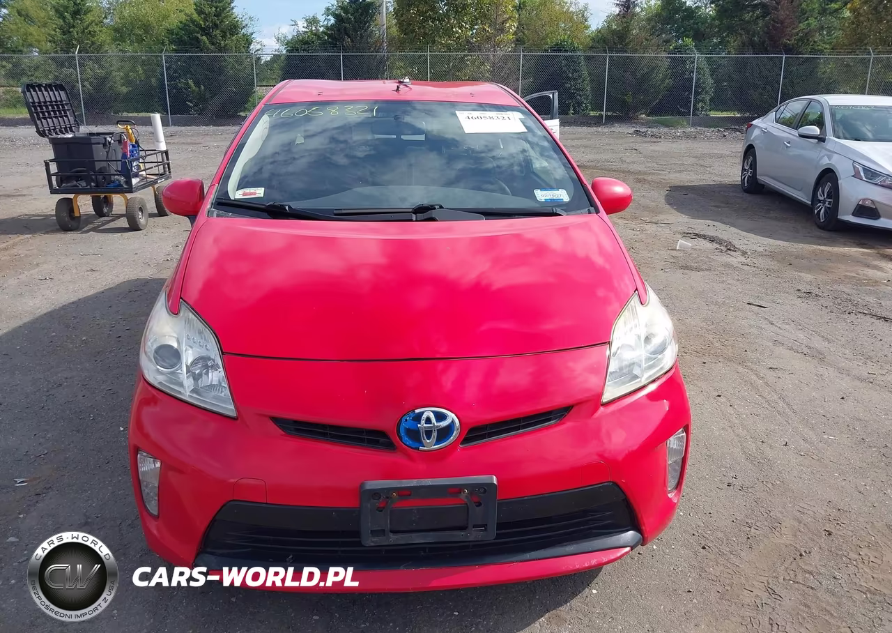 2015 Toyota Prius Two VIN:JTDKN3DU0F1895386 - 12