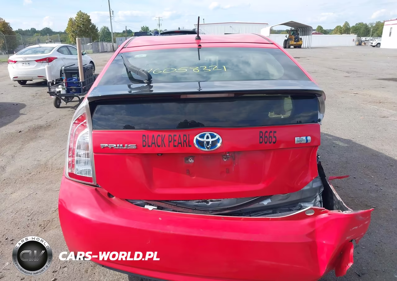 2015 Toyota Prius Two VIN:JTDKN3DU0F1895386 - 16