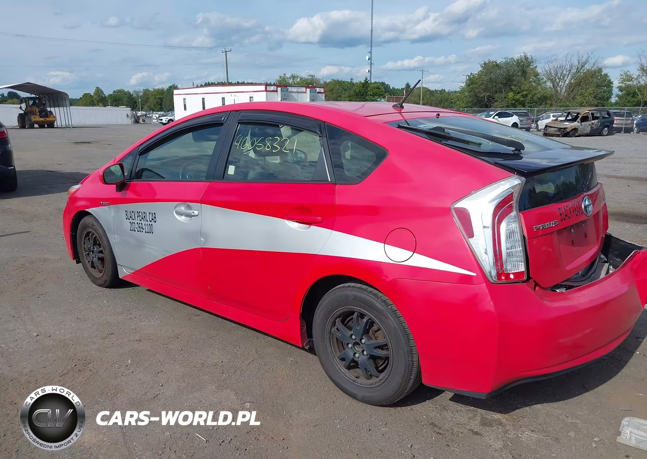 2015 Toyota Prius Two VIN:JTDKN3DU0F1895386 - 3