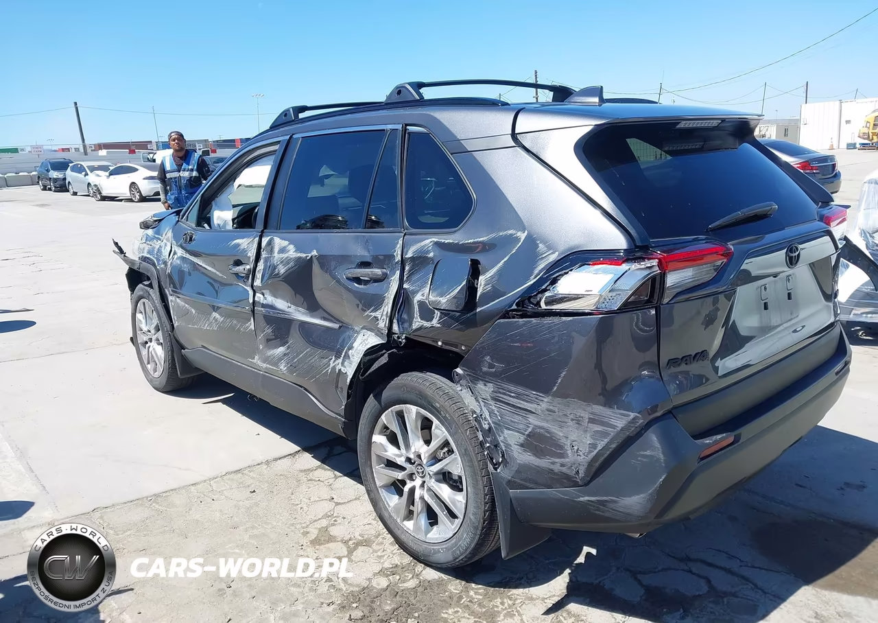 2024 Toyota Rav4 Xle Premium VIN:2T3C1RFV5RW353358 - 3