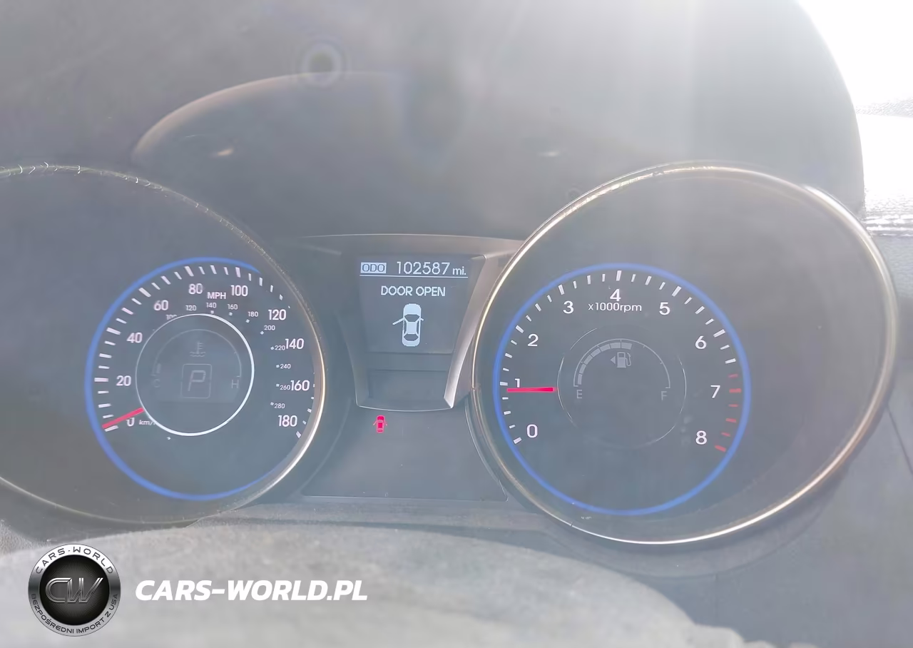 2015 Hyundai Genesis 3.8 Ultimate VIN:KMHHU6KJ5FU127887 - 7