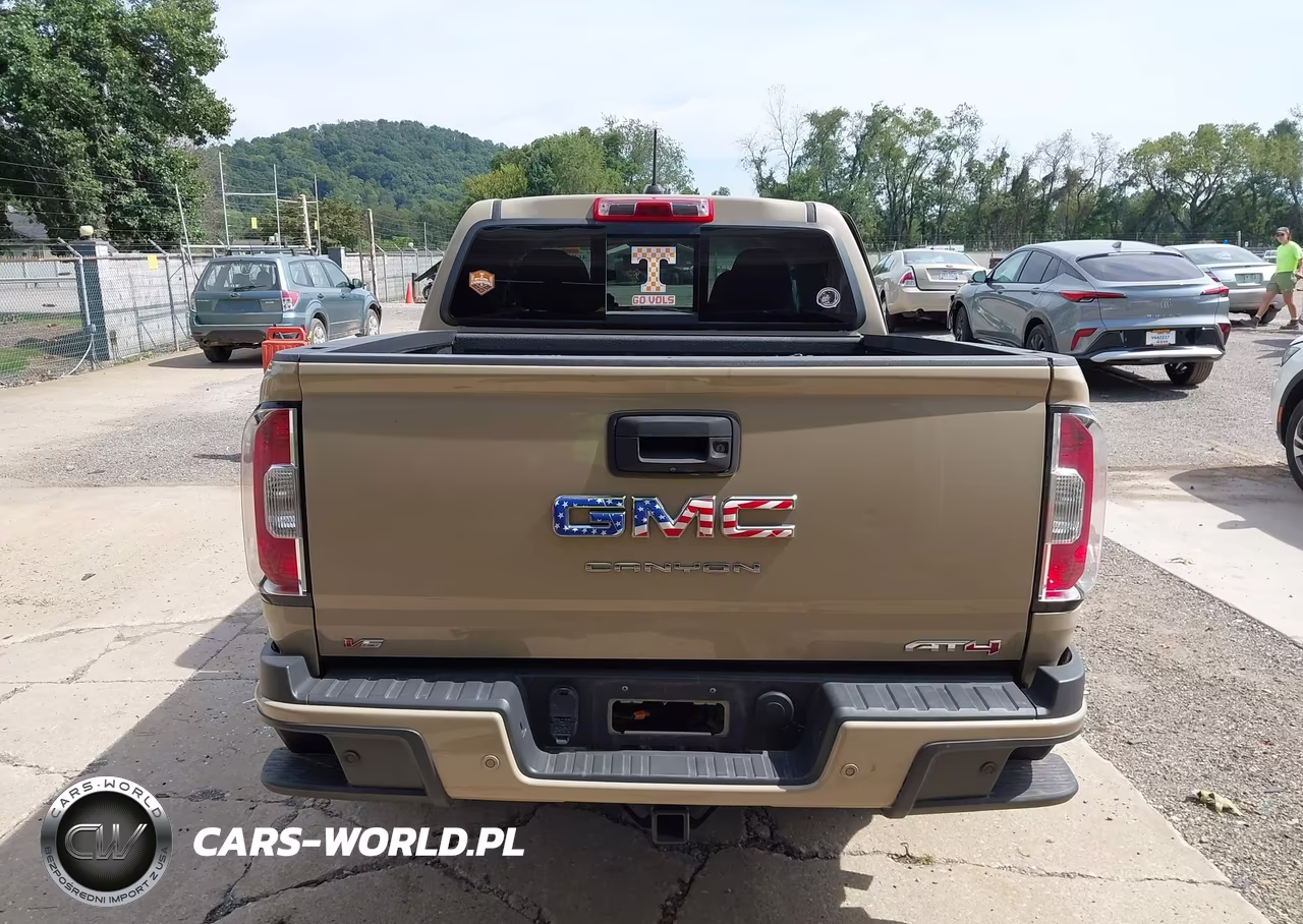 2022 GMC Canyon 4Wd Short Box At4 - Leather VIN:1GTG6FEN9N1247359 - 17