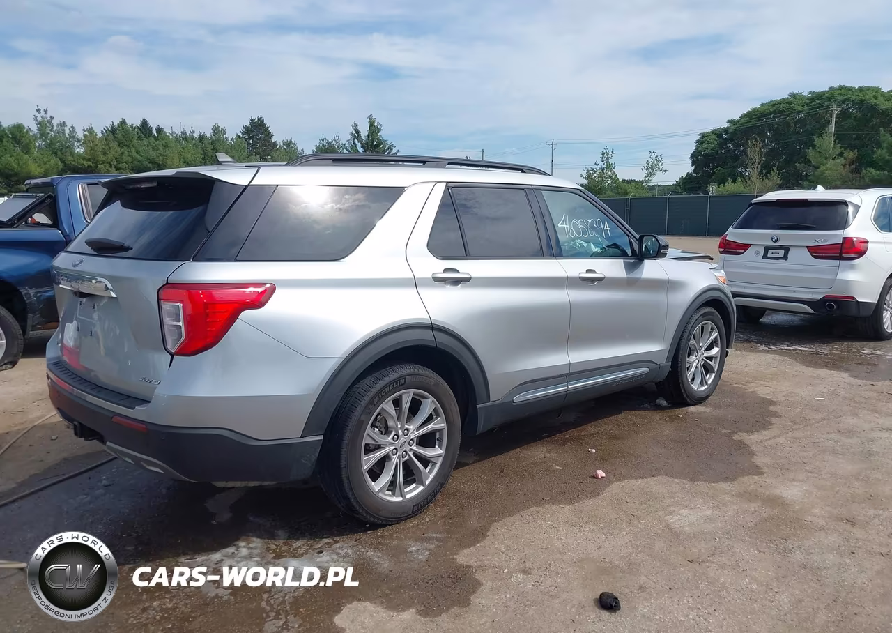 2023 Ford Explorer Xlt VIN:1FMSK8DH9PGC08604 - 4