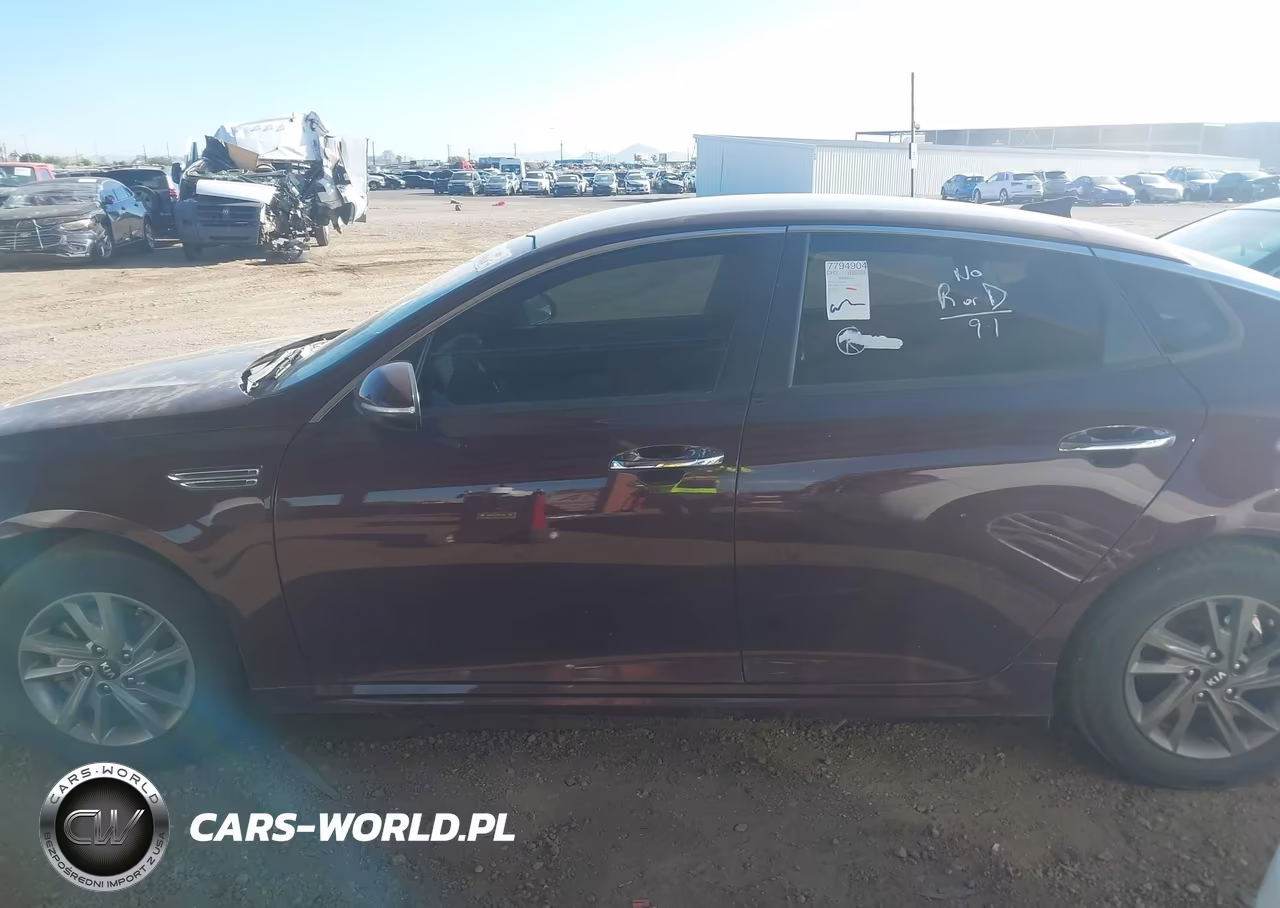 2019 Kia Optima Lx VIN:5XXGT4L37KG333607 - 14