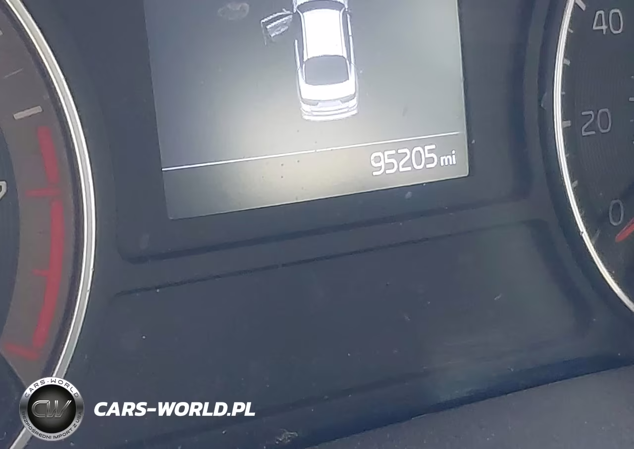 2019 Kia Optima Lx VIN:5XXGT4L37KG333607 - 15