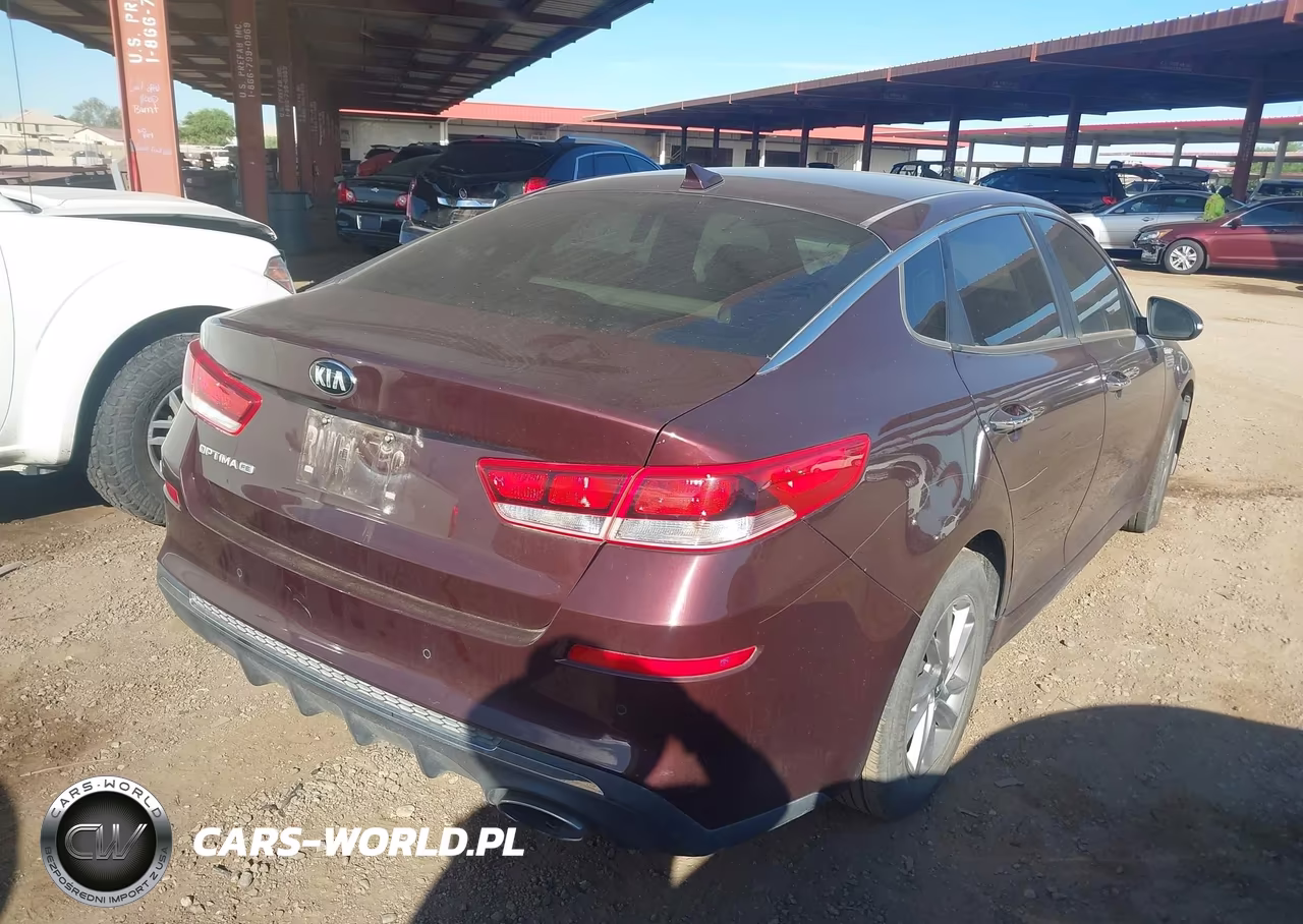 2019 Kia Optima Lx VIN:5XXGT4L37KG333607 - 4
